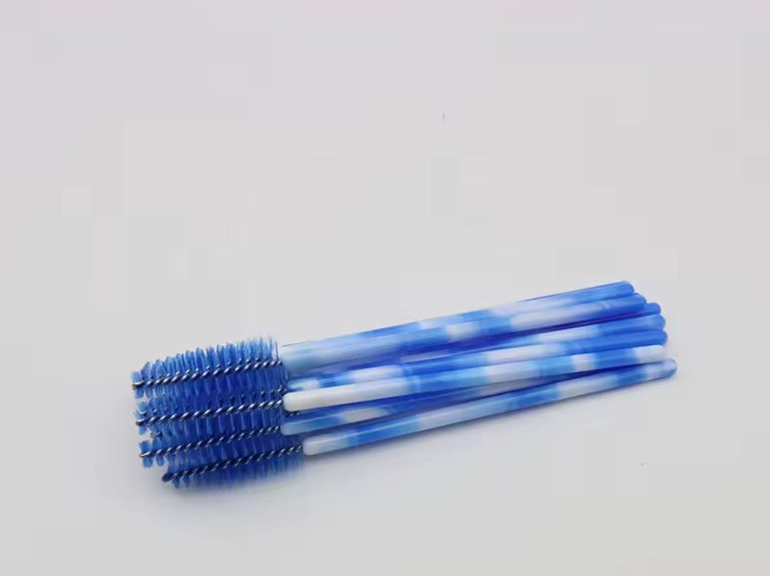 Red , blue,    50 Pcs/Pack Disposable Colorful Eyelash Brushes Plastic Handle Eyebrow Mascara Applicator Eyelash Extension Makeup Tool